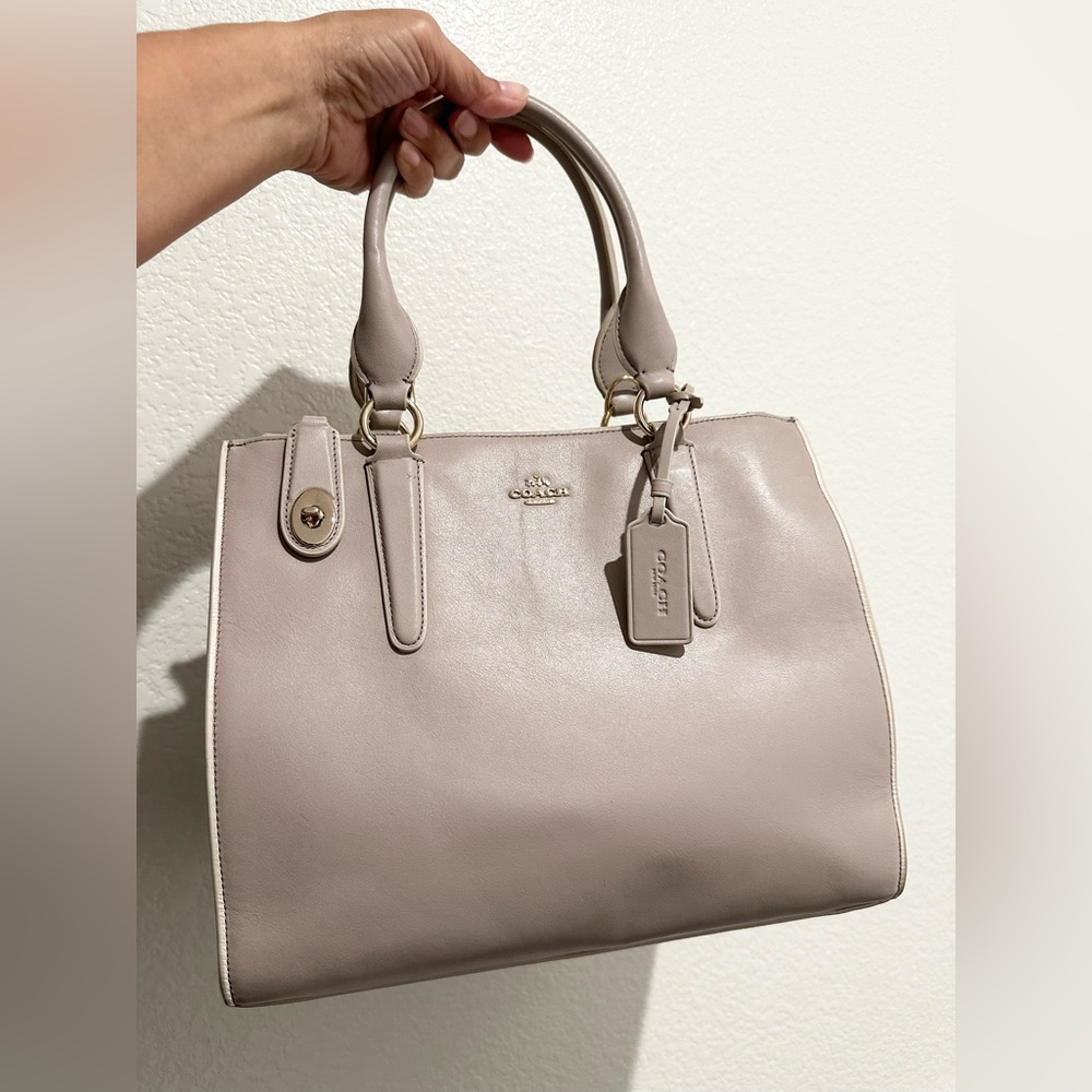 COACH CROSBY CARRYALL IN COLORBLOCK LEATHER LIGHT GOLD/GRAY BIRCH/CHALK 35331